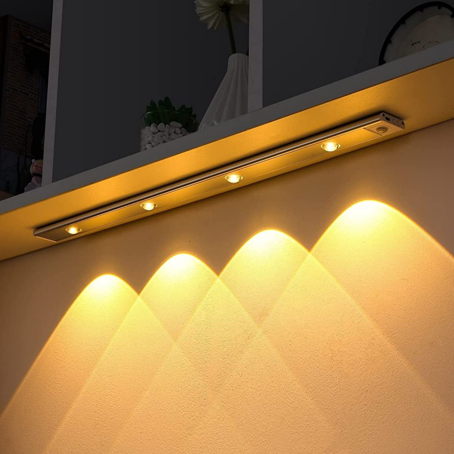 מנורת LED אלחוטית עם חיישן תנועה